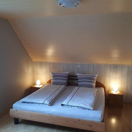 Ferienwohnung Van Den Berg Рес Экстерьер фото